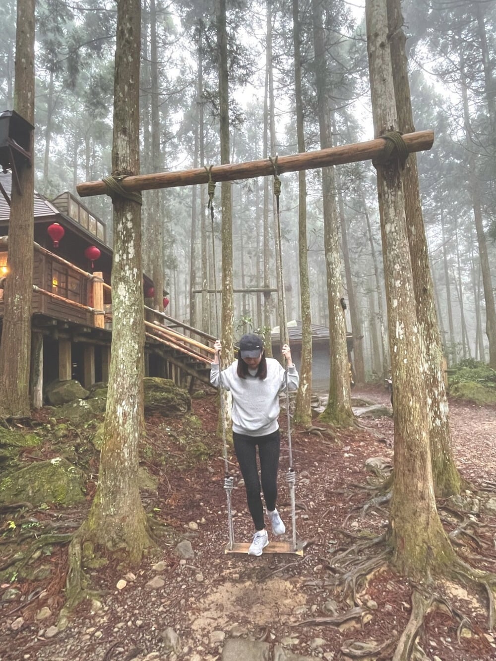 「New Balance、UNIQLO、ootd、春コーデ、ハイキング、ハイキングスタイル、hiking、nike」｜「NIKEのアイテム（キャップ、ブラック系）」を使った、luluさん（レディース・172cm）の春コーディネートの1枚目の写真