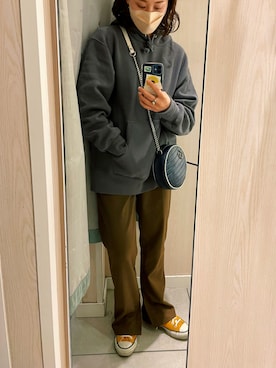 「Kastane（カスタネ）のレーヨンスラックスパンツ３（スラックス）」を使った、725さん（レディース・161cm）の冬コーディネート