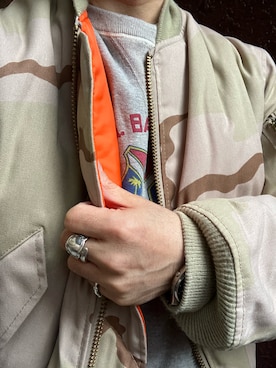 「アイテム（アナログ腕時計）」を使った、Koji Shoさん（メンズ・164cm）の冬コーディネート