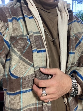 「アイテム（腕時計）」を使った、Koji Shoさん（メンズ・164cm）の冬コーディネート