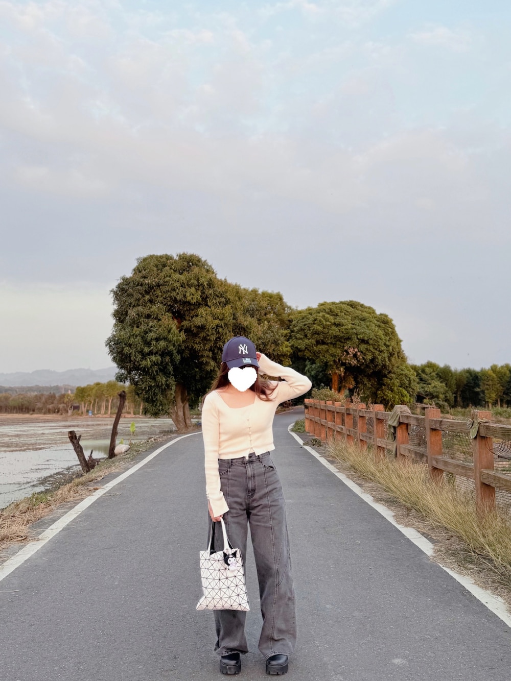 「SNIDELのカーデ＆カップインキャミセット（アンサンブル、ホワイト系）」を使った、🌸 Ginny  🌸さん（レディース・150cm）の冬コーディネートの1枚目の写真