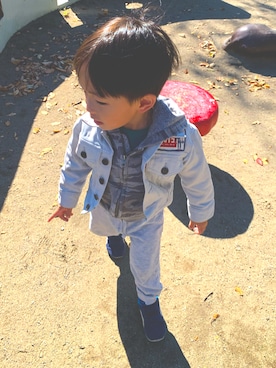 「Levi's（リーバイス）のアイテム（ジャケット/アウター）」を使った、keyさん（キッズ・135cm）の秋コーディネート