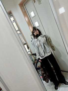 「SUGAR BISKET（シュガービスケット）のアイテム」を使った、sawawaさん（レディース・157cm）の冬コーディネート