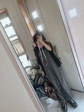 「アイテム（サロペット/オーバーオール、グレー系）」を使った、sawawaさん（レディース・157cm）の秋コーディネート