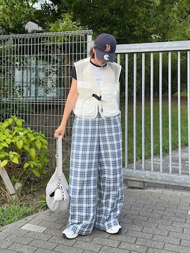 「アイテム（スニーカー）」を使った、MIRAIさん（レディース・163cm・30代）の夏コーディネート