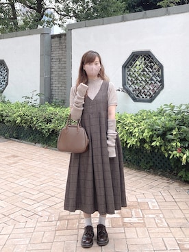 「KBF（ケイビーエフ）のアイテム（ジャンパースカート）」を使った、Sheeta ❁さん（レディース・155cm）の秋コーディネート