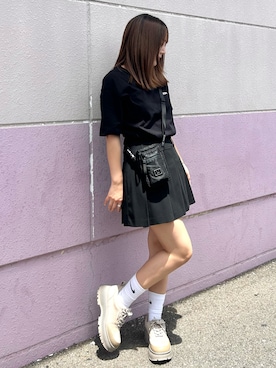 「CHARLES & KEITH（チャールズ & キース）のDarra ダラ フェイクスエードリジッドソールスニーカー（スニーカー、ベージュ系）」を使った、E R Uさん（レディース・157cm）の夏コーディネート