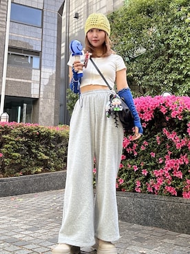 「CHARLES & KEITH（チャールズ & キース）のDarra ダラ フェイクスエードリジッドソールスニーカー（スニーカー、ベージュ系）」を使った、E R Uさん（レディース・157cm）の春コーディネート