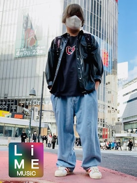 「アディダスオリジナルス」｜「アイテム（その他）」を使った、LiME(松尾 頼武)作曲家さん（メンズ・164cm）の春コーディネート