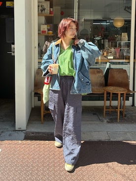 「Animuyのアイテム（パンツ、グレー系）」を使った、yuminaさん（レディース・158cm）の春コーディネート