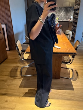 「RIM.ARK（リムアーク）のSide tuck sporty PT サイドタックスポーティーパンツ（スラックス、ブラック系）」を使った、sakurako_kusanoさん（レディース・167cm）の夏コーディネート