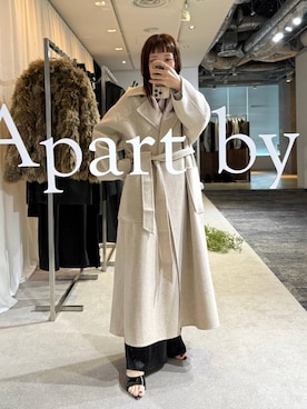 「アイテム（ステンカラーコート）」を使った、kahoさん（レディース・156cm）の秋コーディネート