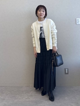 「A part by（アパートバイ）のシャーリングキリカエフレアスカート（スカート、ブラック系）」を使った、kahoさん（レディース・156cm）の冬コーディネート