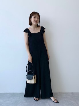 「アパートバイローリーズ」｜「アイテム（オールインワン・サロペット）」を使った、kahoさん（レディース・156cm）の夏コーディネート