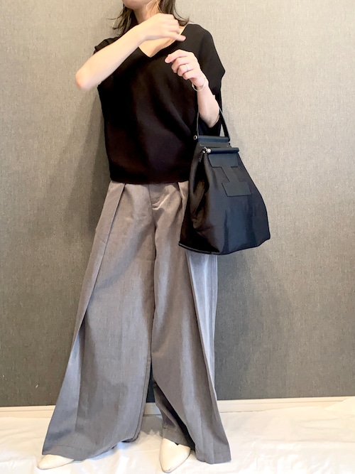 IENA（イエナ）の「コットンストレッチ コクーンVネックプル