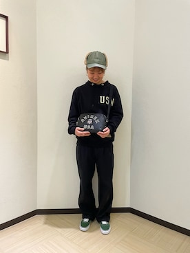 「AVIREX（アヴィレックス）のアイテム（スウェット）」を使った、Risaさん（レディース・163cm）の冬コーディネート