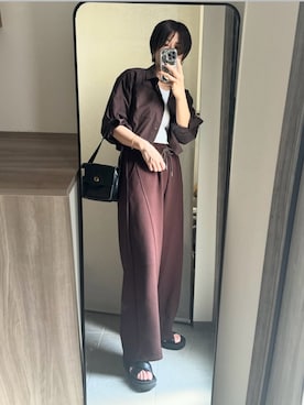 「アイテム（サンダル）」を使った、megumiさん（レディース・170cm）の秋コーディネート