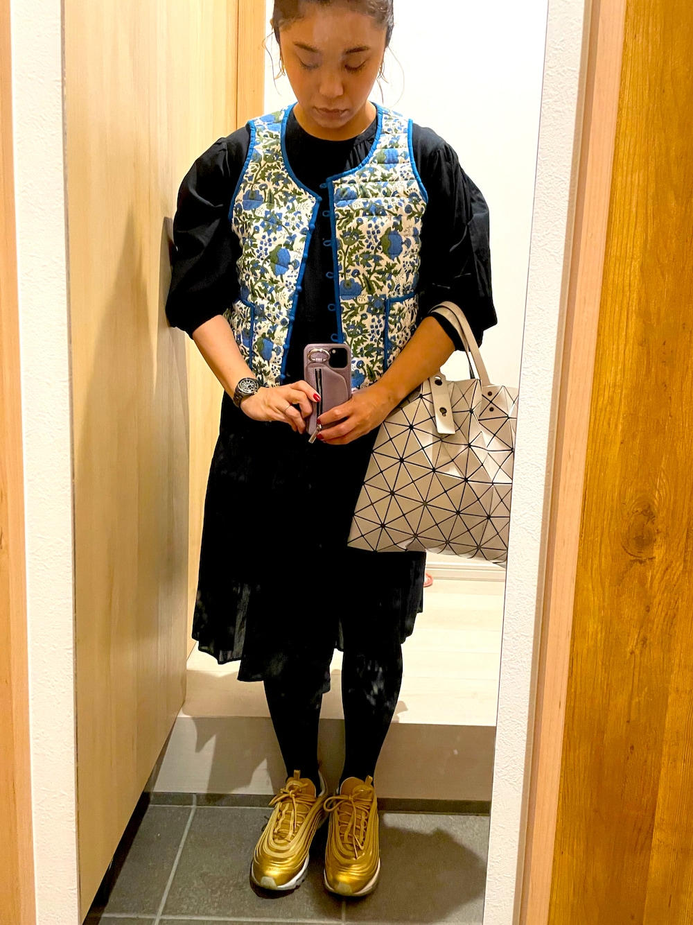 BAOBAO ISSEY MIYAKE バオバオ LUCENT W COLOR トートバッグ BAO BAO ISSEY MIYAKE(バオバオイッセイミヤケ)の「Bao Bao
