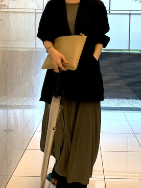 「hunch（ハンチ）のアイテム（シャツ/ブラウス、ホワイト系）」を使った、.さん（レディース・159cm）の秋コーディネート