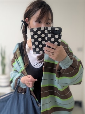 「RODEO CROWNS WIDE BOWL（ロデオクラウンズワイドボウル）のA-LIGHT KNIT アソートカーディガン（カーディガン/ボレロ、グリーン系）」を使った、nさん（レディース・157cm）の春コーディネート
