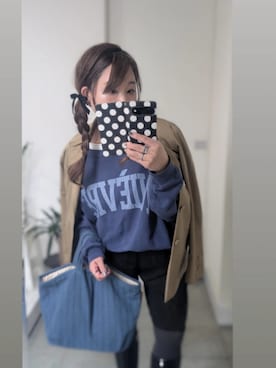 「Spick & Span（スピックアンドスパン）のルーズロゴスウェット（スウェット、ブルー系）」を使った、nさん（レディース・157cm）の春コーディネート