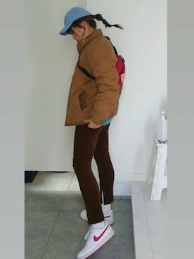 「アイテム（ボディバッグ/ウエストポーチ、レッド系）」を使った、nさん（レディース・158cm）の冬コーディネート