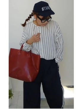 「TASINAMI（タシナミ）のアイテム（トートバッグ）」を使った、nさん（レディース・156cm）の秋コーディネート