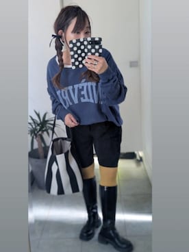 「Spick & Span（スピックアンドスパン）のルーズロゴスウェット（スウェット、ブルー系）」を使った、nさん（レディース・157cm）の春コーディネート