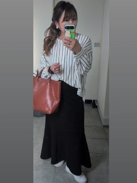 「TASINAMI（タシナミ）のアイテム（トートバッグ）」を使った、nさん（レディース・157cm）の春コーディネート