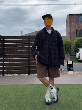 「NIKE（ナイキ）のNIKE AIR MAX 95 OG (BLACK/NEON YELLOW-LT GRAPHITE)  / ナイキ エア マックス 95 OG【SP】（スニーカー、グレー系）」を使った、☆m(@s@)shi★さん（メンズ・168cm）の夏コーディネート