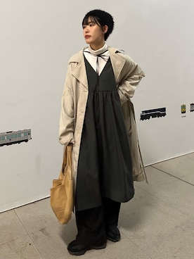 「moussy」｜「アイテム（トレンチコート）」を使った、KellyLeeさん（レディース・166cm）の春コーディネート
