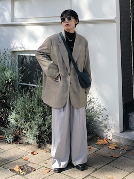 「MEIER.Q（マイヤーキュー）のアイテム（パンツ）」を使った、KellyLeeさん（レディース・166cm）の冬コーディネート