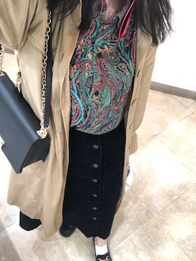 「柄シャツ」｜「アイテム（トレンチコート）」を使った、A.nさん（レディース・155cm）の秋コーディネート