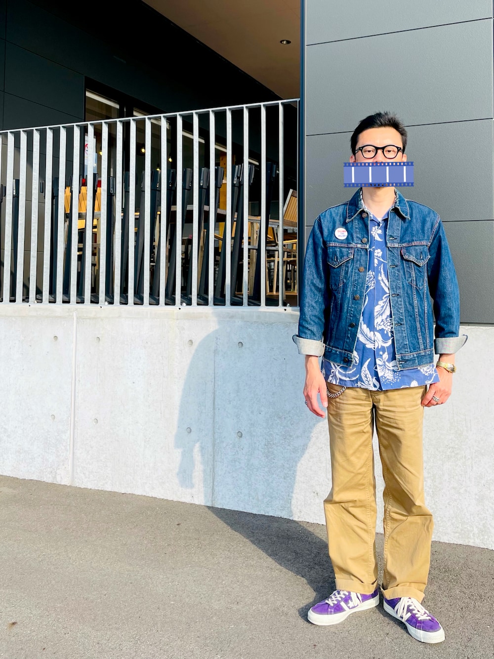 「春コーデ、大人コーデ、オトナカジュアル、リラックススタイル、アメカジ、いいね、save、フォローお願いします🤑、ヴィンテージ、vintage、古着、白山眼鏡、めがね、40代ファッション、リーバイス、Levi's、春」｜「白山眼鏡のMALG（メガネ、ブラック系）」を使った、matsuさん（メンズ・174cm）の春コーディネートの1枚目の写真