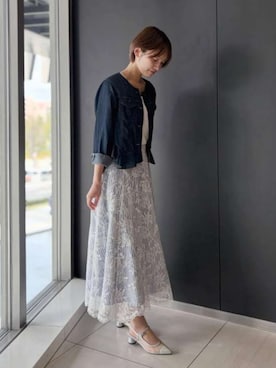 「STRAWBERRY-FIELDS（ストロベリーフィールズ）のラッピングストライプ_スカラレーススカート（スカート、ブルー系）」を使った、STRAWBERRY-FIELDSさん（レディース・156cm）の春コーディネート