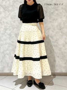 「STRAWBERRY-FIELDS（ストロベリーフィールズ）のウェーブドロップ_ドットプリーツティアードスカート（スカート、ホワイト系）」を使った、STRAWBERRY-FIELDSさん（レディース・165cm）の春コーディネート