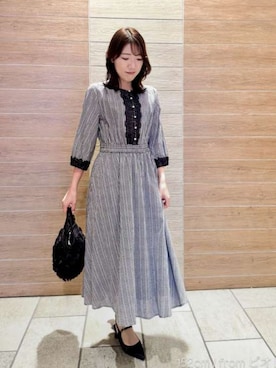 「UNIVERVAL MUSE（ユニバーバル ミューズ）のキャンディギンガム_ギンガム*レースワンピース（ワンピース、ブラック系）」を使った、STRAWBERRY-FIELDSさん（レディース・165cm）の春コーディネート