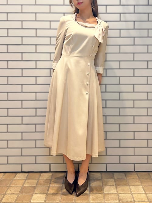 新品未使用NyaNya Strawberry Field ワンピ・カチューシャ NyaNya Strawberry Field ワンピ・カチューシャ