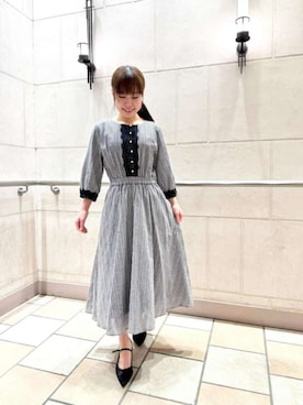 「UNIVERVAL MUSE（ユニバーバル ミューズ）のキャンディギンガム_ギンガム*レースワンピース（ワンピース、ブラック系）」を使った、STRAWBERRY-FIELDSさん（レディース・165cm）の春コーディネート