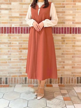 「アイテム（ジャンパースカート）」を使った、STRAWBERRY-FIELDSさん（レディース・158cm）の秋コーディネート