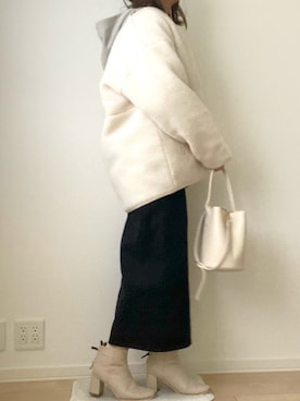 「ナロースカート」｜「アイテム（ノーカラージャケット）」を使った、みゆきちさん（レディース・161cm）の冬コーディネート