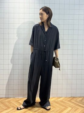 「アイテム（クラッチバッグ、ブラウン系）」を使った、Sallyさん（レディース・162cm）の夏コーディネート