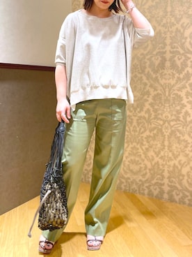 「アイテム（ニット/セーター、シルバー系）」を使った、yu_kaさん（レディース・158cm）の春コーディネート