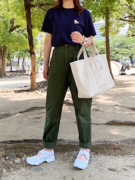 「カーキパンツ」｜rioさん（レディース・160cm・20代）の夏コーディネート