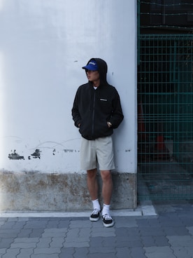 「thisisneverthat（ディスイズネバーザット）のINTL. Logo Zip Up Hoodie（パーカー、ブラック系）」を使った、thisisneverthatさん（メンズ・174cm）の夏コーディネート