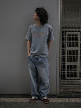 「thisisneverthat（ディスイズネバーザット）のLoose Jeans（デニムパンツ、ブルー系）」を使った、thisisneverthatさん（レディース・160cm）の夏コーディネート
