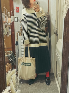 「赤い靴下」｜うーさん 。さん（レディース・166cm・20代）の冬コーディネート