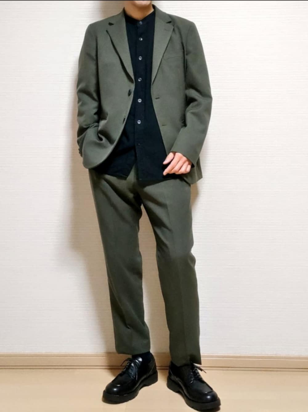 MAISON SPECIALのセットアップを使った人気ファッション