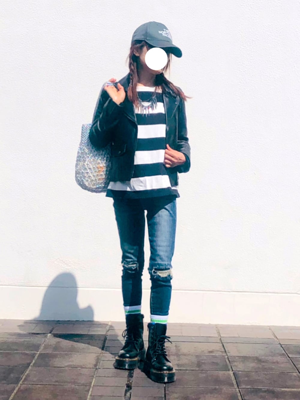 「春服デビュー宣言、真似っこコーデ、メンズライク女子、ライダースジャケット、STUDIOUS、ボーダートップス、太ボーダー、スキニーデニム、厚底ブーツ、ROSE BUD、キャップ女子、THE NORTH FACE、低身長、好きな服を着隊」｜「THE NORTH FACEのアイテム（キャップ、グリーン系）」を使った、kaop🐣さん（レディース・150cm）の春コーディネートの1枚目の写真