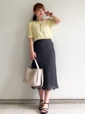 「index（インデックス）の【接触冷感／UVケア】パール調ネックタックスリーブトップス《洗濯機OK／6col》（Tシャツ/カットソー、イエロー系）」を使った、MIPPOさん（レディース）の夏コーディネート